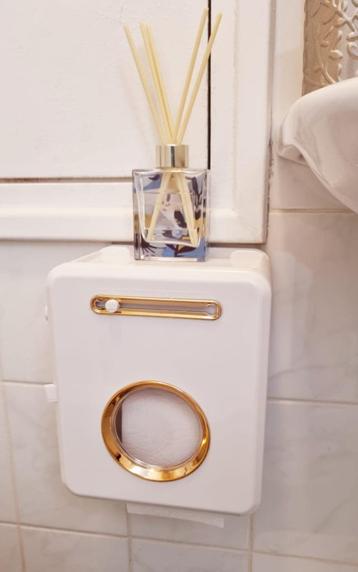 Toiletpapierhouder | Toilet organizer | Toiletborstel beschikbaar voor biedingen