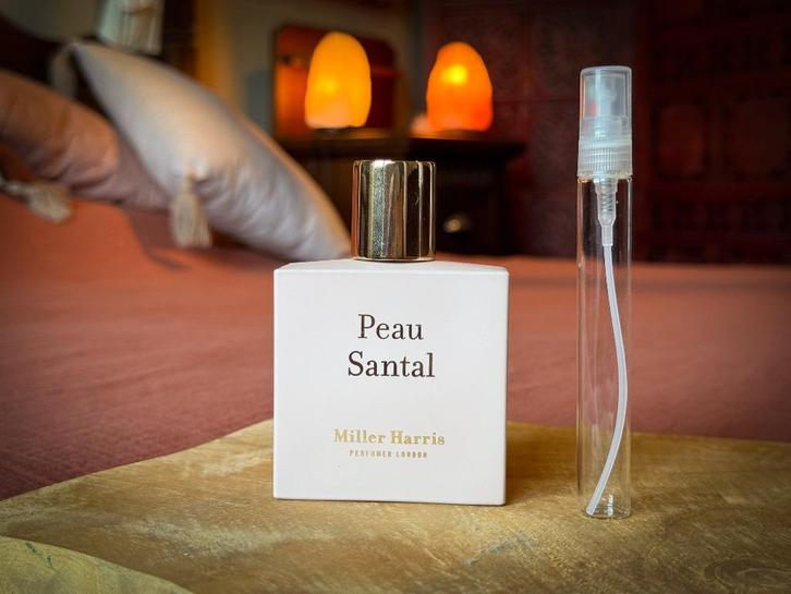 Miller Harris - Peau Santal sample/decant, Sieraden, Tassen en Uiterlijk, Uiterlijk | Parfum, Zo goed als nieuw, Ophalen of Verzenden