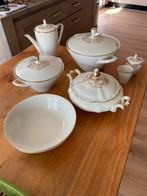 Antiek Servies Compleet met Gouden Accenten, Antiek en Kunst, Antiek | Servies compleet, Ophalen