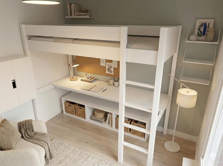 Hoogslaper met Bureau - Weinig Gebruikssporen, Kinderen en Baby's, Kinderkamer | Stapelbedden en Hoogslapers, Gebruikt, Hoogslaper