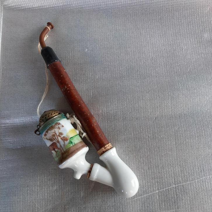 Antieke jachtpijp / jagers pijp / tabakspijp porselein hert, Verzamelen, Rookartikelen, Aanstekers en Luciferdoosjes, Gebruikt