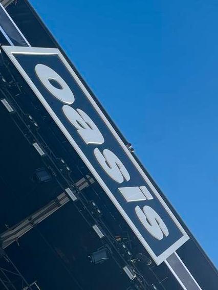 Oasis Wembley Londen - Kaartjes gezocht, Tickets en Kaartjes, Concerten | Pop, Eén persoon