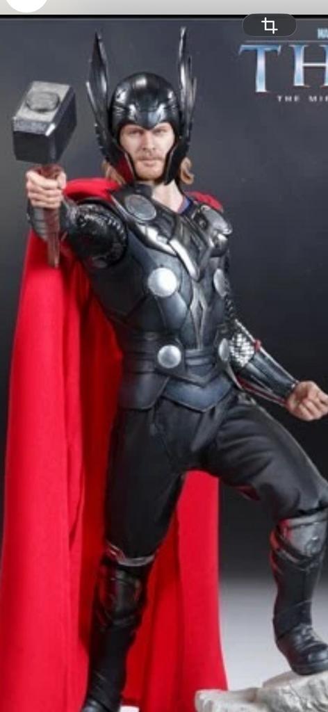 Sideshow Thor Premium Format Exclusive !, Verzamelen, Film en Tv, Zo goed als nieuw, Ophalen