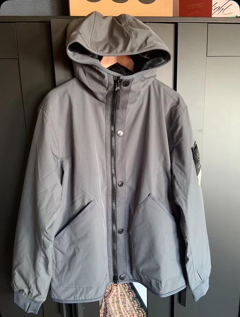 nieuwe dunne stone island jas, Ophalen of Verzenden, Zo goed als nieuw, Zwart