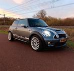 Mini Cooper S R56 | Leder | Panoramadak | Xenon |Dark Silver, Voorwielaandrijving, Zwart, 4 cilinders, 4 stoelen