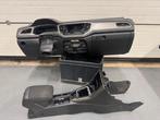 Volkswagen T-Roc Dashboard met Trim & middelconsole, Ophalen of Verzenden