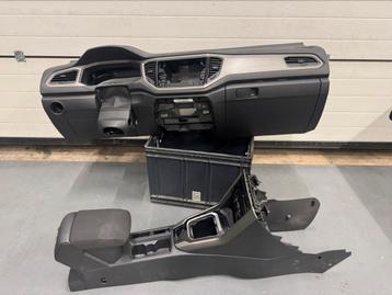 Volkswagen T-Roc Dashboard met Trim & middelconsole beschikbaar voor biedingen
