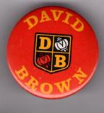 David Brown tractors button ( D_553 ), Verzenden, Zo goed als nieuw, Transport, Speldje of Pin