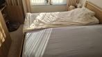 Senioren bed 2 persoons en kledingkast 3 deurs, Gebruikt, Overige kleuren, Tweepersoons, Ophalen of Verzenden