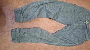 Jongens Broek Maat 146 beschikbaar voor biedingen