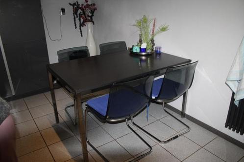 eethoek  nette eethoek+stoelen  moet weg verhuizing  bieden, Huis en Inrichting, Complete eetkamers, Gebruikt, 4 tot 6 stoelen