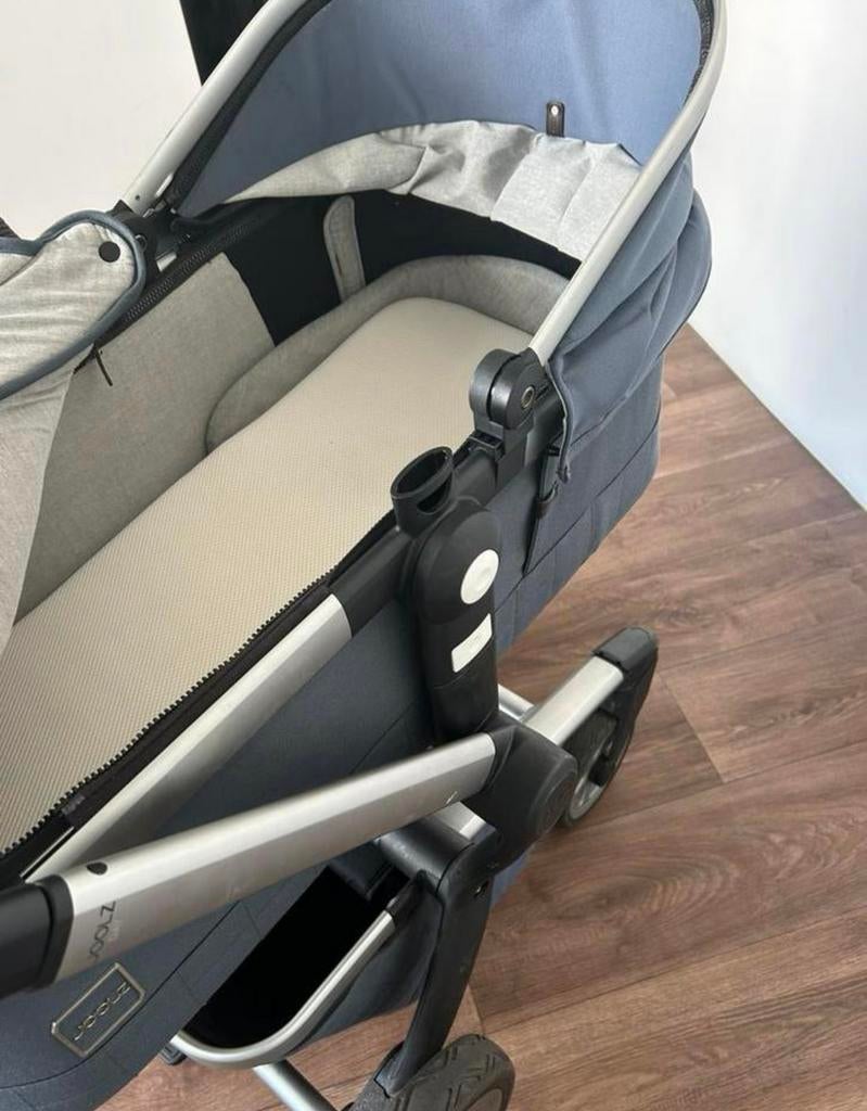 Joolz Day Kinderwagen - Blu, Kinderen en Baby's, Kinderwagens en Combinaties, Gebruikt, Verstelbare duwstang, Ophalen, Kinderwagen