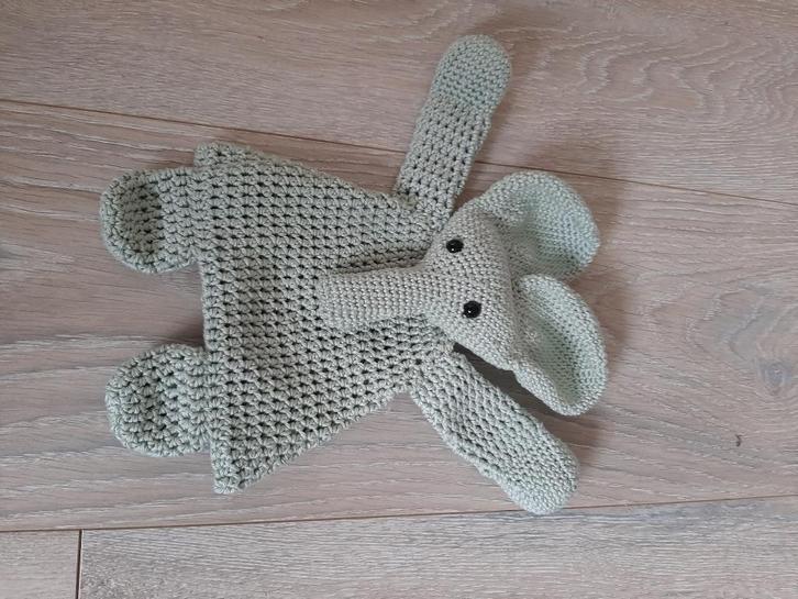 Gehaakte lappenpop olifant, Kinderen en Baby's, Kraamcadeaus en Geboorteborden, Nieuw, Kraamcadeau, Ophalen of Verzenden