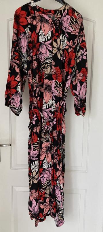 jurk 46 48 Ladies Fashion zgan beschikbaar voor biedingen