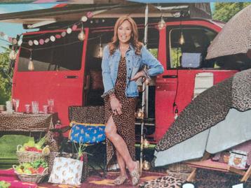Patty Brard Artikel knipsel uit 2022 beschikbaar voor biedingen