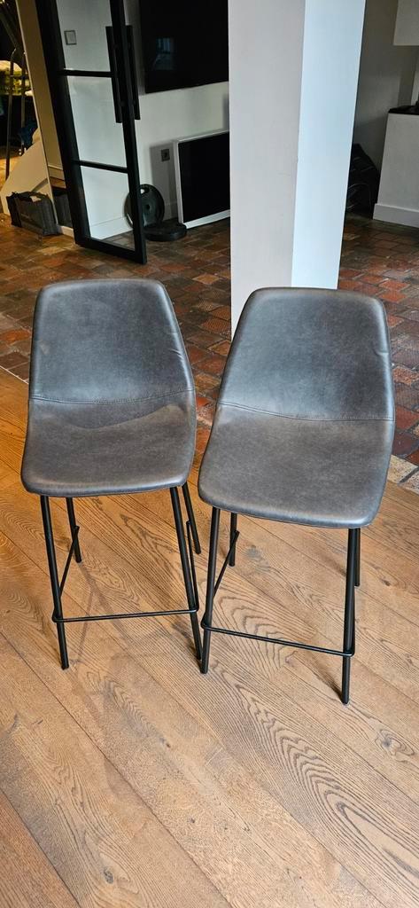 Set van 4 stijlvolle barkrukken, Huis en Inrichting, Stoelen, Zo goed als nieuw, Vier, Kunststof, Metaal, Grijs, Ophalen