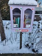 Boekenruilkast buiten het centrum van Oosterhout, Ophalen