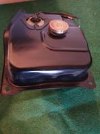 NIEUWSTAAT Benzinetank Sym  Allo / Cello origineel Tank, Ophalen of Verzenden, Zo goed als nieuw, Tank, SYM