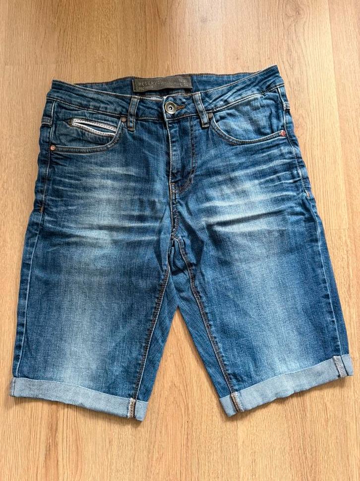 Reserved W30 L32 korte broek, Kleding | Heren, Spijkerbroeken en Jeans, Gedragen, W32 (confectie 46) of kleiner, Blauw, Ophalen of Verzenden