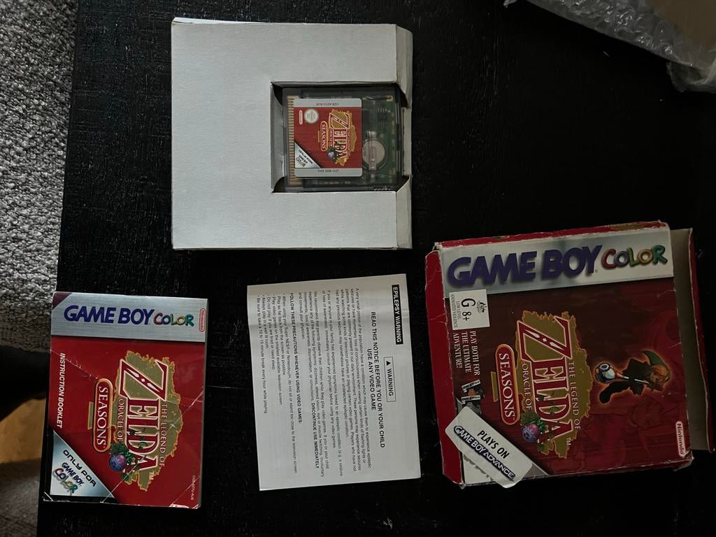 Zelda Oracle of Seasons - Game Boy Color - Compleet!, Spelcomputers en Games, Games | Nintendo Game Boy, Avontuur en Actie, Gebruikt