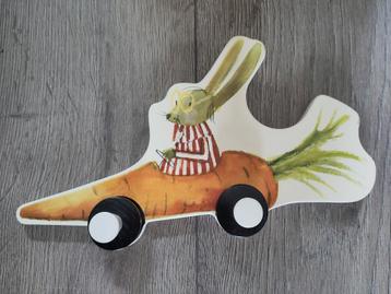 Houten kinder kapstok beschikbaar voor biedingen