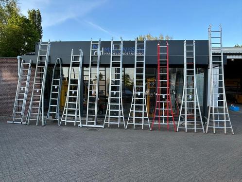 Altrex/Das/Dirks 2-delige schuifladders 2x16/2x14/2x12/2x9, Doe-het-zelf en Verbouw, Ladders en Trappen, Gebruikt, Ladder, 2 tot 4 meter