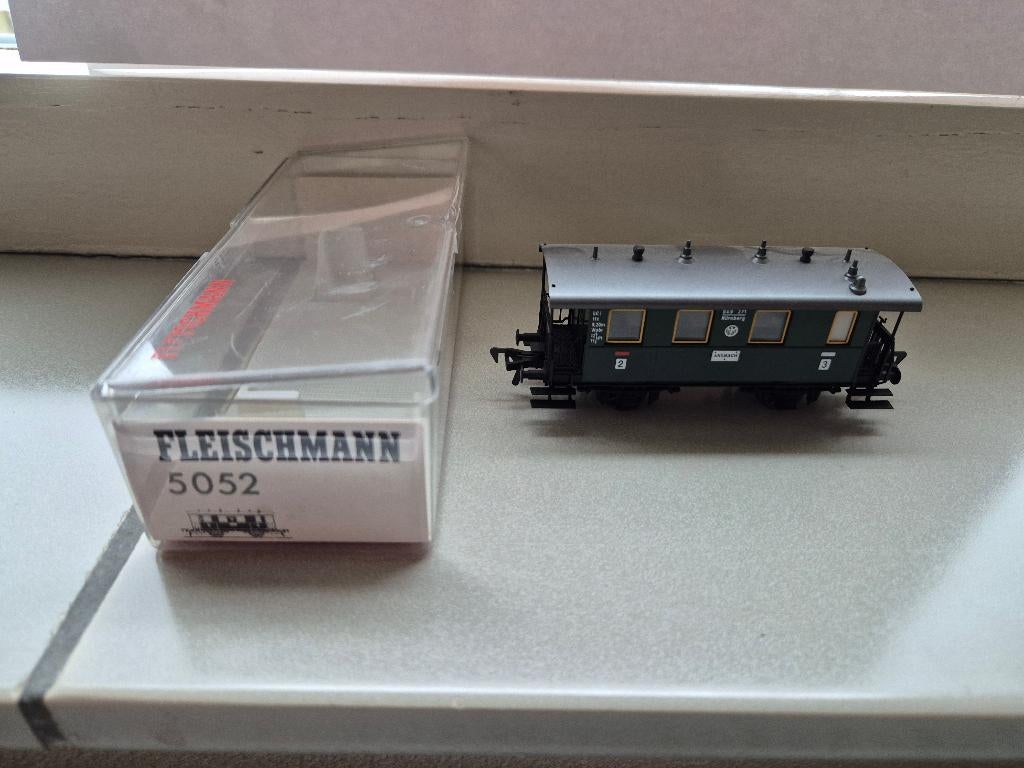 Fleischmann Ho personenrijtuig 5052, Overige merken, Nieuw, Ophalen of Verzenden, Gelijkstroom