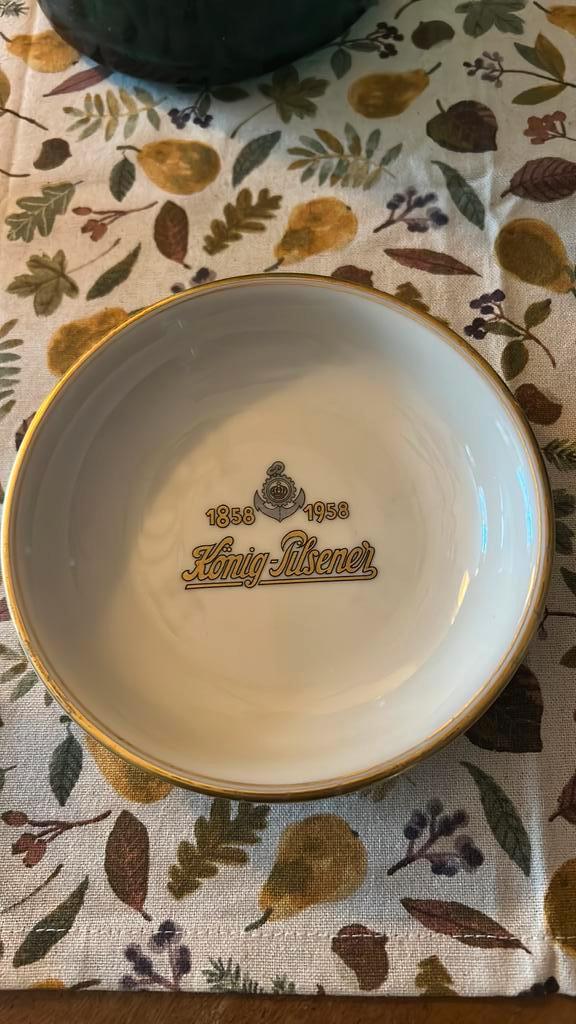 KÖNIG PILSENER porselein schaaltje, Verzamelen, Biermerken, Zo goed als nieuw, Overige typen, Overige merken, Ophalen of Verzenden