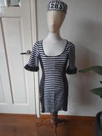Verkleedkleren: Boef, Boeven jurk met mutsje maat S, Kleding | Dames, Ophalen of Verzenden, Kleding, Maat 36 (S), Overige thema's