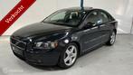 Volvo S40 2.5 T5 Summum LEER / XENON / SCHUIFDAK, Auto's, Voorwielaandrijving, Gebruikt, Handgeschakeld, Sedan