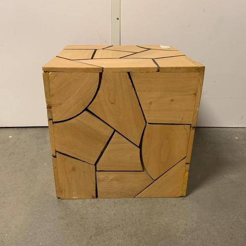 Bijzettafel kubus- massief Suarhout - 45 x 45cm -TTM Wonen, Huis en Inrichting, Tafels | Bijzettafels, Nieuw, Vierkant, 45 tot 60 cm