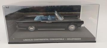 #132 Lincoln Continental Convertible James bond auto +boekje beschikbaar voor biedingen