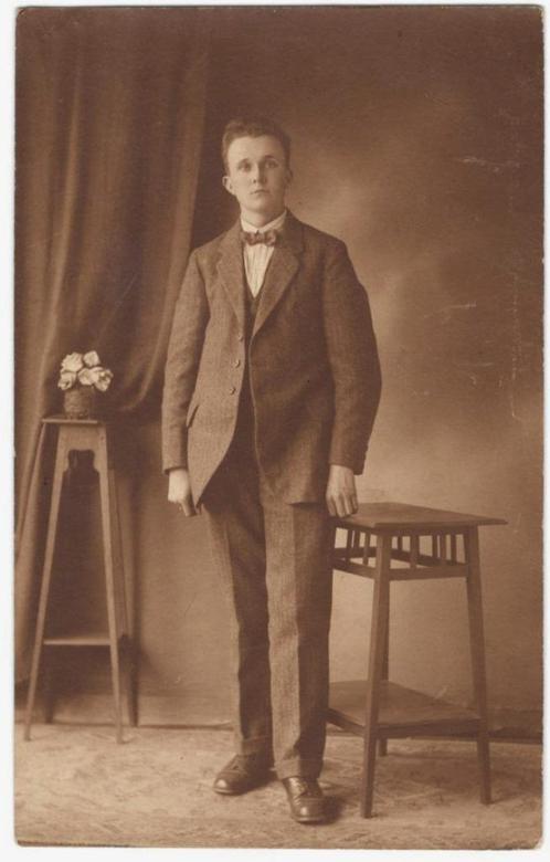 (9) Oude nostalgische foto, Verzamelen, Foto's en Prenten, Zo goed als nieuw, Foto, Overige onderwerpen, Voor 1940, Verzenden