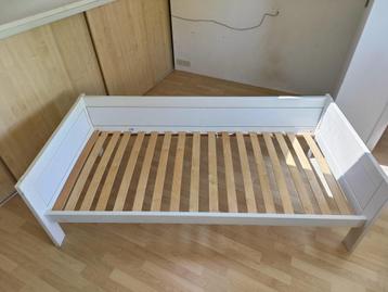 1 persoons bed (90 x 200)
