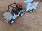 Jeep met paardentrailer