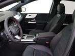 Mercedes-Benz B-klasse 180 AMG Line / Panorama dak / 19 Inch, Auto's, Mercedes-Benz, Origineel Nederlands, Te koop, 5 stoelen