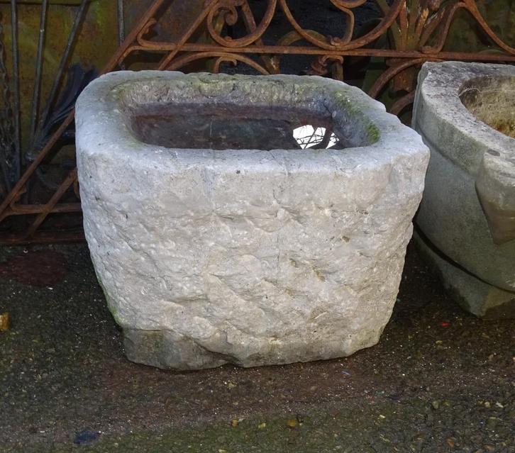 zeer oude stenen hondendrinkbak trog, Antiek en Kunst, Curiosa en Brocante, Ophalen