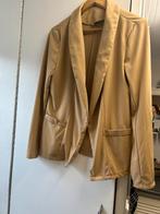 Mooi beige dameskostuum, Kleding | Dames, Jasjes, Kostuums en Pakken, Ophalen of Verzenden, Zo goed als nieuw, Beige