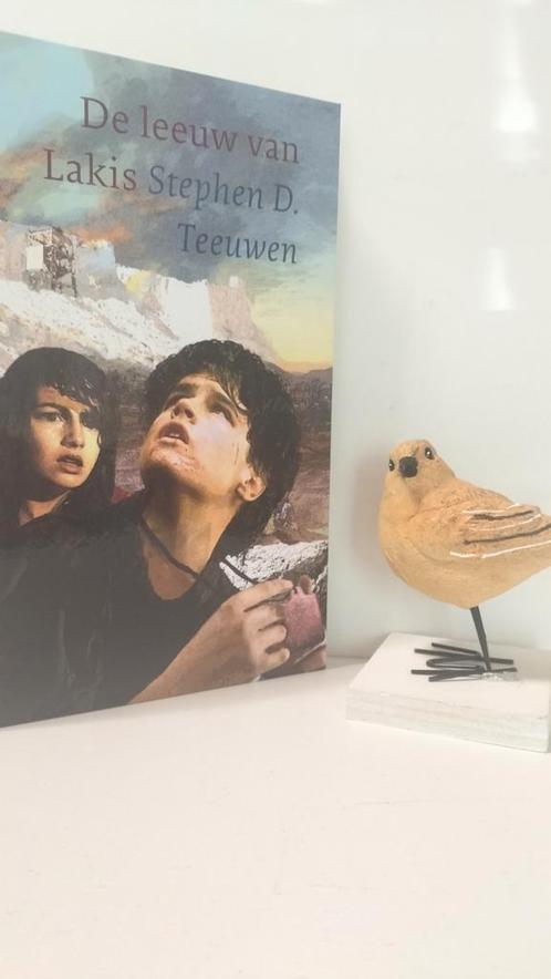 Teeuwen, Stephen D.; De leeuw van Lakis, Boeken, Kinderboeken | Jeugd | 10 tot 12 jaar, Gelezen, Ophalen of Verzenden