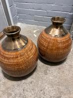 2 Mooie vazen van Leen Bakker, Overige kleuren, Aardewerk of Porselein, Ophalen of Verzenden, Zo goed als nieuw