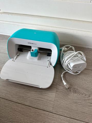 Cricut joy snijplotter beschikbaar voor biedingen