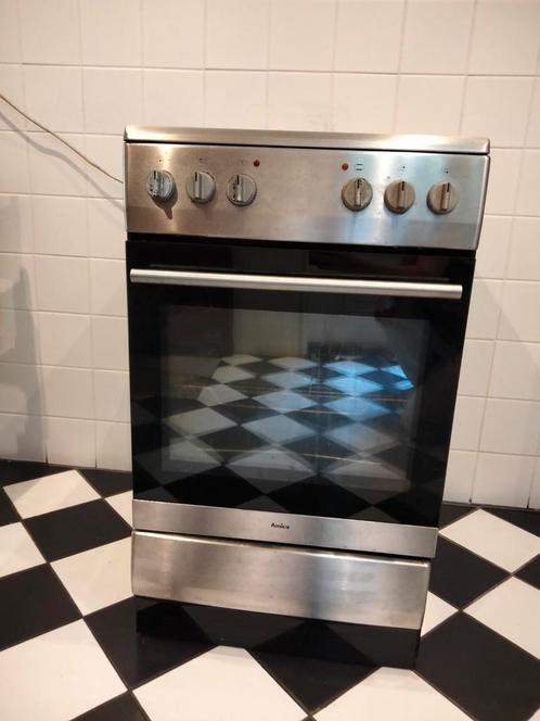 Electrisch fornuis met oven (= geen gas, geen inductie), Witgoed en Apparatuur, Fornuizen, Gebruikt, Vrijstaand, Keramisch, 4 kookzones
