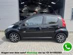 Peugeot 107 1.0-12V Millesim 200, Voorwielaandrijving, Euro 5, Stof, 4 stoelen