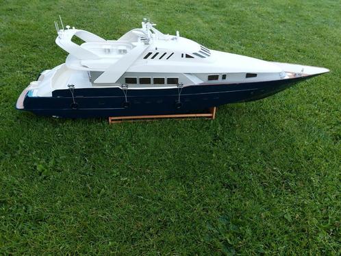 Nette Graupner Moonraker Yacht, compleet varend., Hobby en Vrije tijd, Modelbouw | Boten en Schepen, Overige merken, Ophalen