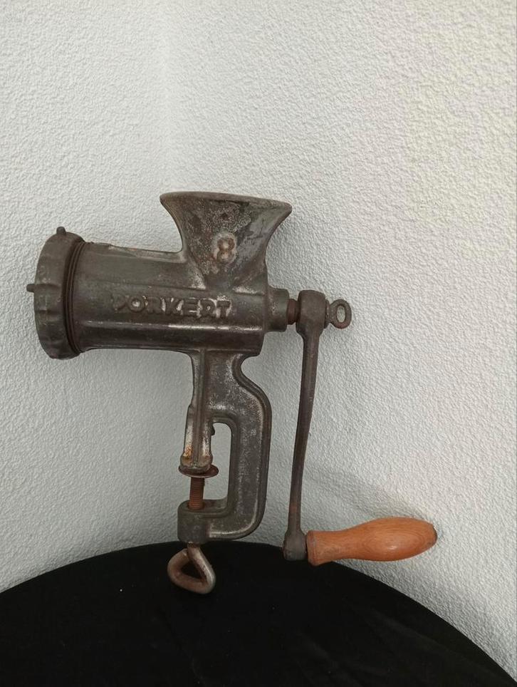 Vintage Porkert vleesmolen nummer 8, Antiek en Kunst, Antiek | Keukenbenodigdheden, Ophalen of Verzenden