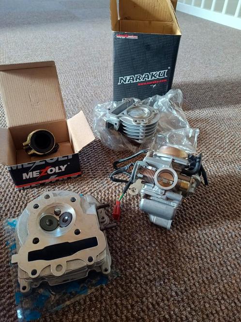 Naraku 90cc Cilinderkit met 24mm spruitstuk en 24mm carb, Fietsen en Brommers, Brommeronderdelen | Algemeen, Zo goed als nieuw