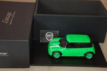 1:18 MINI COOPER S neon green Engup models WRH beschikbaar voor biedingen