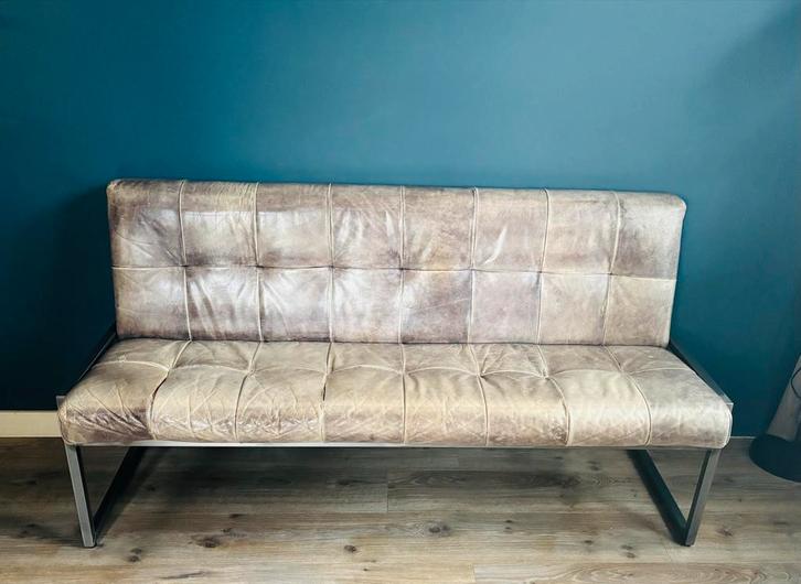 Leren eetbank | Industrieel | Heeft wat liefde nodig, Huis en Inrichting, Banken | Bankstellen, Gebruikt, Rechte bank, Vierpersoons of meer