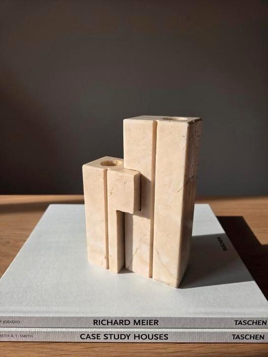 Fratelli Mannelli travertin kandelaars, Huis en Inrichting, Woonaccessoires | Kandelaars en Kaarsen, Zo goed als nieuw, Minder dan 25 cm