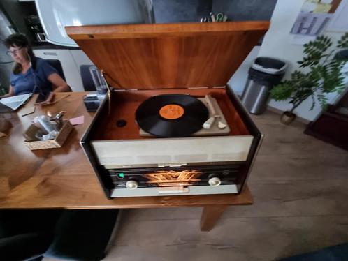 Prachtig goed spelend Philips Radio H4X92A en AG2009 Pick-up, Antiek en Kunst, Antiek | Tv's en Audio, Ophalen of Verzenden